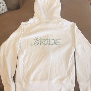 I do Victoria secret bridal hoodie
